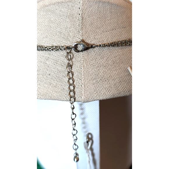 Silver & Black Metallic Crystal Web Beaded Silvertone Chain Statement Necklace - Picture 4 of 5